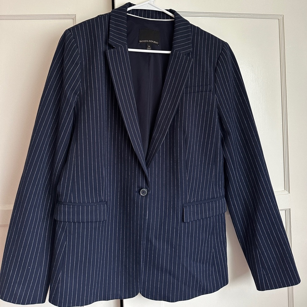 Navy Banana Republic Blazer